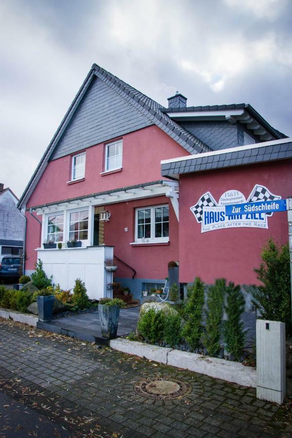 The Place After The Race B&B Müllenbach Екстериор снимка